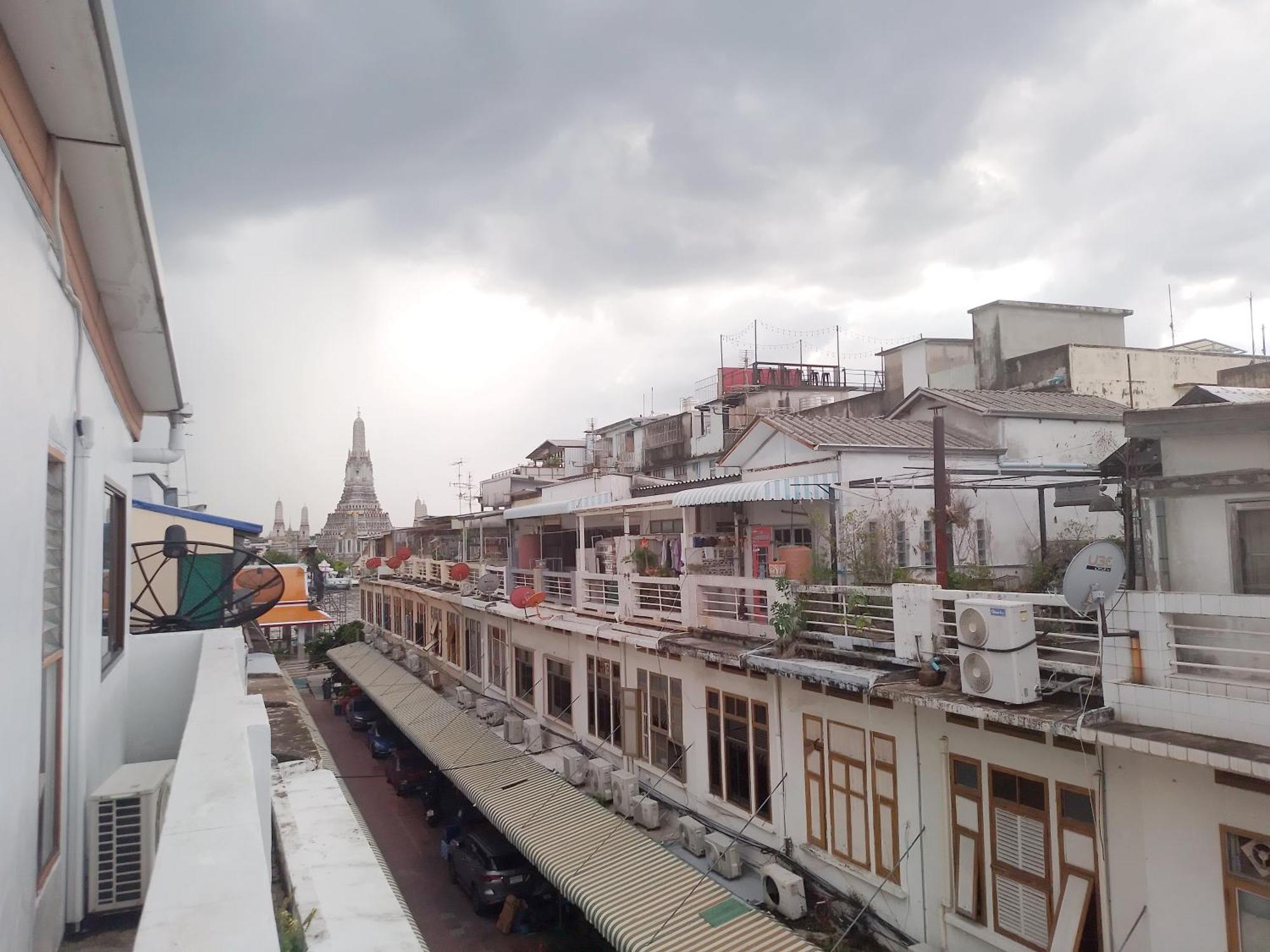 Hotel Chetuphon Gate Bangkok Exterior foto